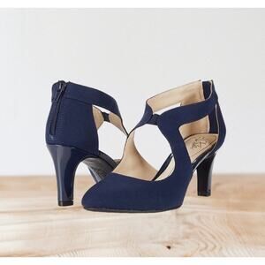NIB Lifestride Giovanna 2 True Navy High Heels Size 9.5